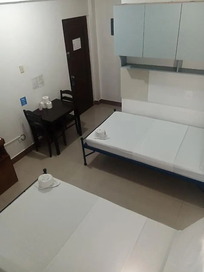 Alicia Apartment Paranaque City 3*,  Philippines